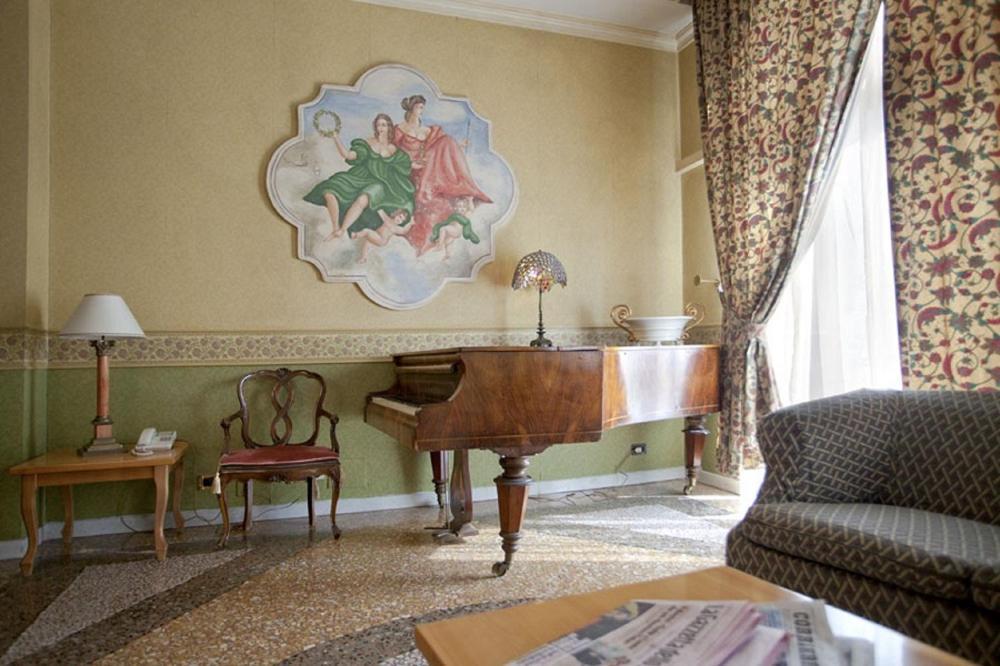Hotel Bentivoglio Residenza D'Epoca Exterior foto