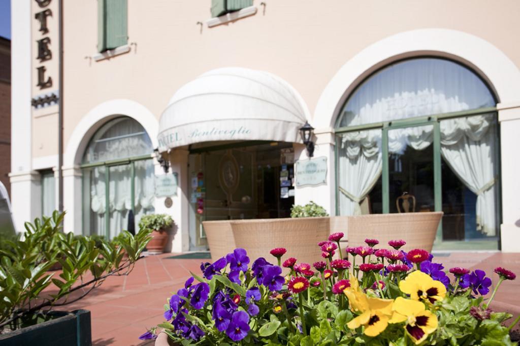 Hotel Bentivoglio Residenza D'Epoca Exterior foto